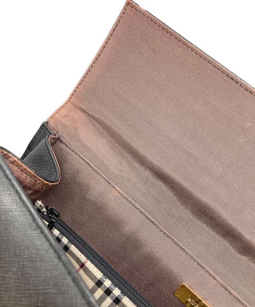 BURBERRY（バーバリー）BURBERRY (バーバリー) 裏地ノバチェックハンドバッグ ブラックの古着・服飾アイテム