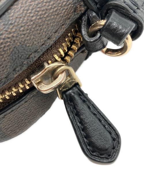 COACH（コーチ）COACH (コーチ) シグネチャーショルダーバッグ ブラウンの古着・服飾アイテム