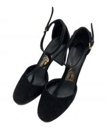 Salvatore Ferragamo（サルヴァトーレ フェラガモ）の古着「Fergie　ストラップサンダル」｜ブラック