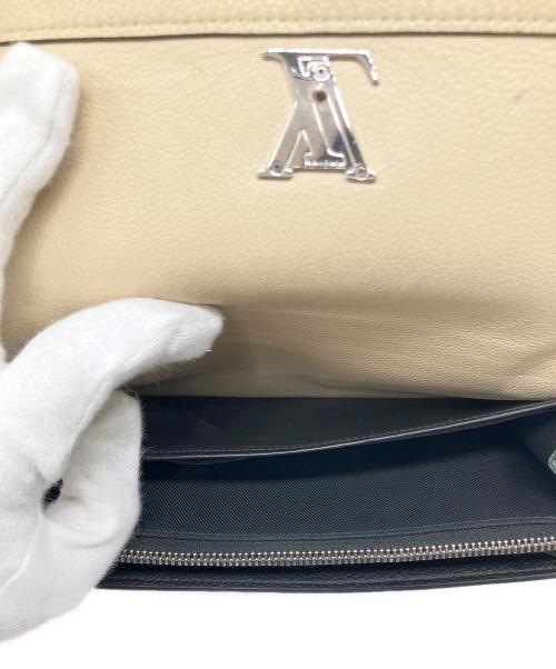 LOUIS VUITTON（ルイ ヴィトン）LOUIS VUITTON (ルイ ヴィトン) ポルトフォイユロックミーII/長財布 ベージュ×ブラックの古着・服飾アイテム