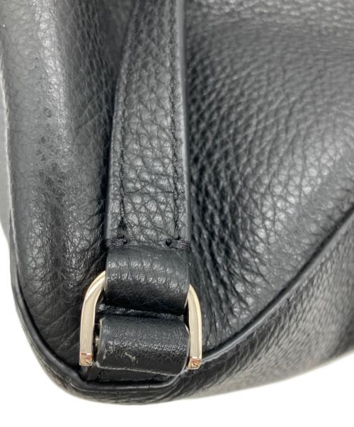 Kate Spade（ケイトスペード）Kate Spade (ケイトスペード) レイラ ミディアム フラップ バックパック ブラックの古着・服飾アイテム