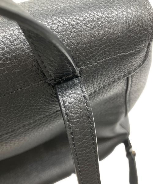 Kate Spade（ケイトスペード）Kate Spade (ケイトスペード) レイラ ミディアム フラップ バックパック ブラックの古着・服飾アイテム