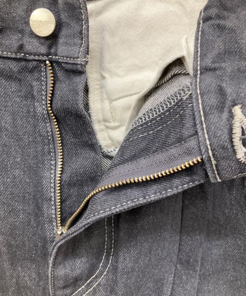 Graphpaper（グラフペーパー）Graphpaper (グラフペーパー) Gray Tone Cone Denim Two Tuck Pants ブラック サイズ:3 未使用品の古着・服飾アイテム