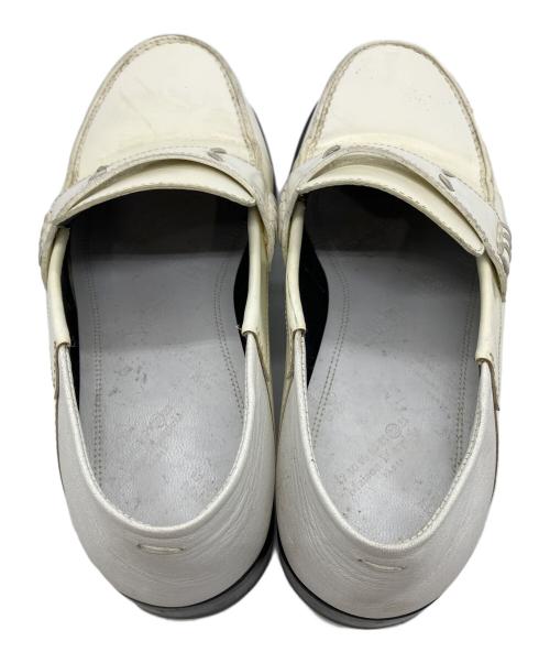 Maison Margiela（メゾンマルジェラ）Maison Margiela (メゾンマルジェラ) ホワイトレザーコインローファー アイボリー サイズ:35の古着・服飾アイテム