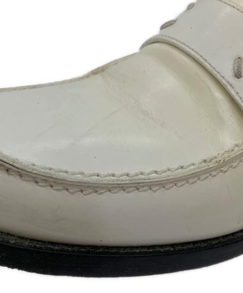Maison Margiela（メゾンマルジェラ）Maison Margiela (メゾンマルジェラ) ホワイトレザーコインローファー アイボリー サイズ:35の古着・服飾アイテム