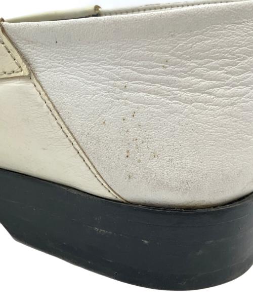 Maison Margiela（メゾンマルジェラ）Maison Margiela (メゾンマルジェラ) ホワイトレザーコインローファー アイボリー サイズ:35の古着・服飾アイテム