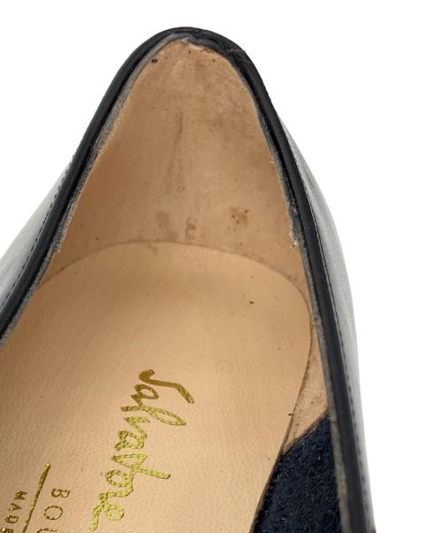 Salvatore Ferragamo（サルヴァトーレ フェラガモ）Salvatore Ferragamo (サルヴァトーレ フェラガモ) メタルプレートヴァラリボンパンプス ブラック サイズ:5 1/2の古着・服飾アイテム