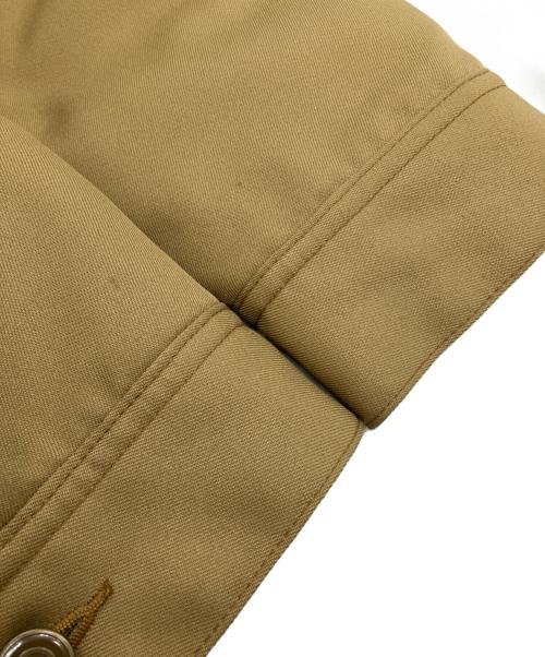 COMFORTABLE REASON（コンフォータブルリーズン）COMFORTABLE REASON (コンフォータブルリーズン) Daily Trucker Jacket ベージュ サイズ:Mの古着・服飾アイテム