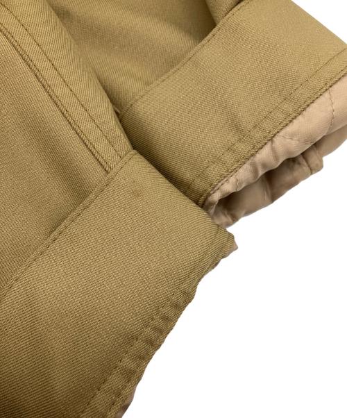 COMFORTABLE REASON（コンフォータブルリーズン）COMFORTABLE REASON (コンフォータブルリーズン) Daily Trucker Jacket ベージュ サイズ:Mの古着・服飾アイテム