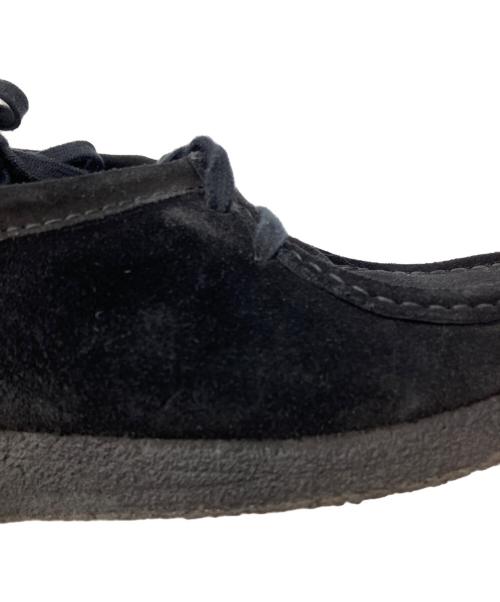 CLARKS ORIGINALS（クラークス オリジナルズ）Clarks Originals (クラークス オリジナルズ) ワラビースウェードシューズ ブラック サイズ:23.5cmの古着・服飾アイテム