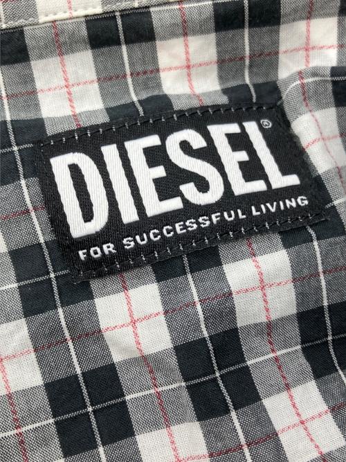 DIESEL（ディーゼル）DIESEL (ディーゼル) OLCATウエスタンチェックシャツ ブラック×ホワイト サイズ:Lの古着・服飾アイテム