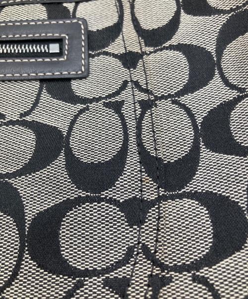 COACH（コーチ）COACH (コーチ) シグネチャー ホーボーワンショルダーバッグ ブラックの古着・服飾アイテム
