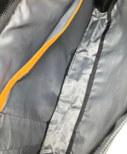 CHROME（クローム）CHROME (クローム) ショルダーバッグ ブラックの古着・服飾アイテム