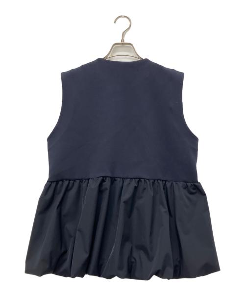 23区（ニジュウサンク）23区 (ニジュウサンク) コットンダンボール ペプラム ジレ ネイビー サイズ:38の古着・服飾アイテム