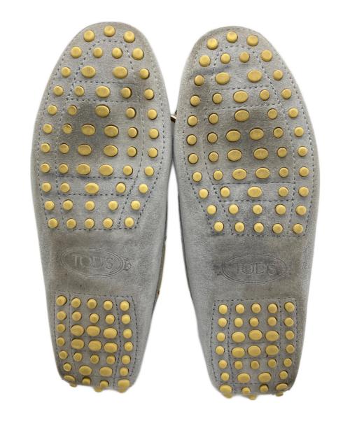 TOD'S（トッズ）TOD'S (トッズ) ドライビングシューズ グレー サイズ:35 1/2の古着・服飾アイテム
