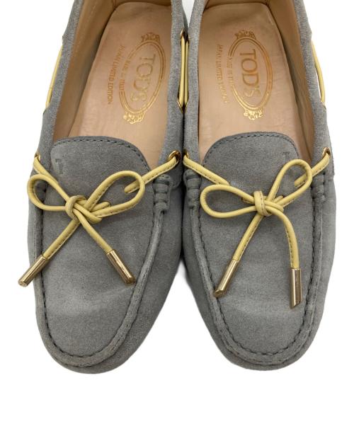 TOD'S（トッズ）TOD'S (トッズ) ドライビングシューズ グレー サイズ:35 1/2の古着・服飾アイテム