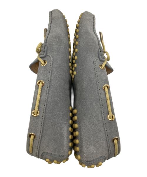 TOD'S（トッズ）TOD'S (トッズ) ドライビングシューズ グレー サイズ:35 1/2の古着・服飾アイテム