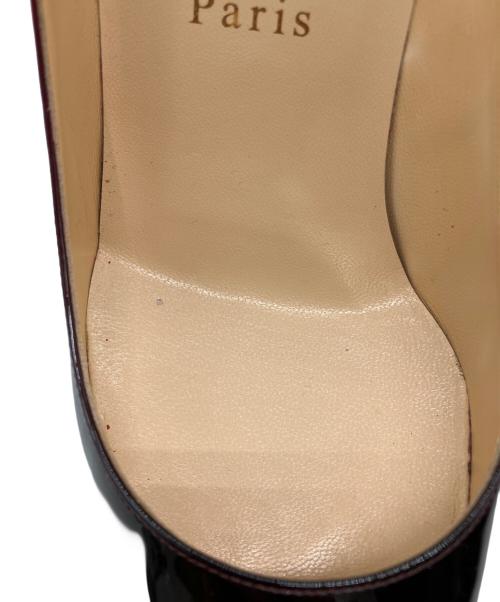 Christian Louboutin（クリスチャン・ルブタン）Christian Louboutin (クリスチャン・ルブタン) バイカラーエナメルハイヒールパンプス レッド×ブラック サイズ:37の古着・服飾アイテム