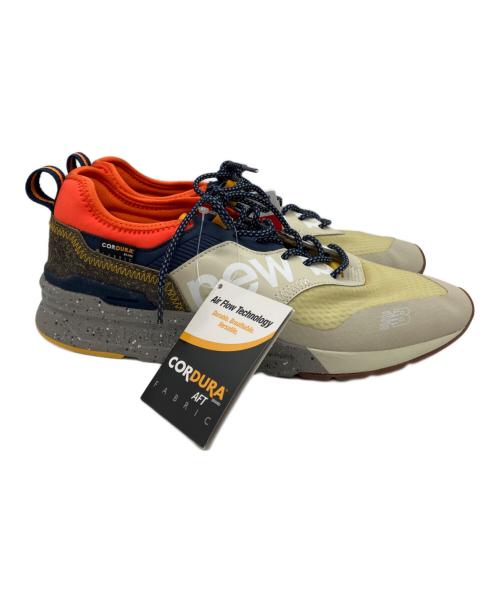 NEW BALANCE（ニューバランス）NEW BALANCE (ニューバランス) ローカットスニーカー　CM997H ベージュ サイズ:26.5㎝ 未使用品の古着・服飾アイテム