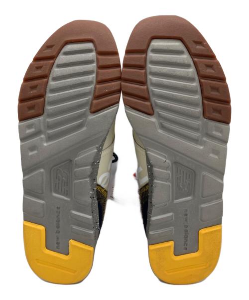 NEW BALANCE（ニューバランス）NEW BALANCE (ニューバランス) ローカットスニーカー　CM997H ベージュ サイズ:26.5㎝ 未使用品の古着・服飾アイテム
