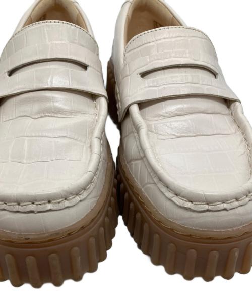 CLARKS（クラークス）CLARKS (クラークス) Torhill Penny ベージュ サイズ:23.5の古着・服飾アイテム