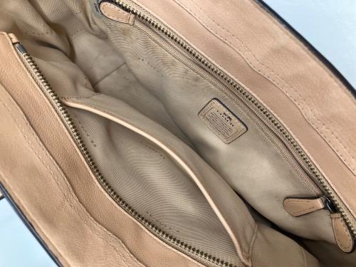 COACH（コーチ）COACH (コーチ) 2WAYバッグ ベージュの古着・服飾アイテム