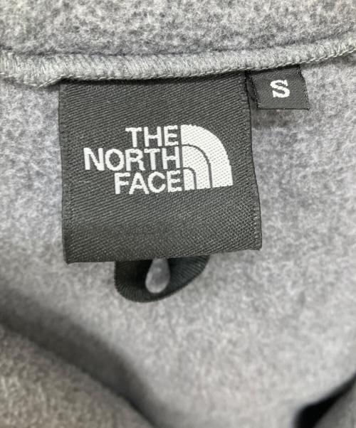THE NORTH FACE（ザ ノース フェイス）THE NORTH FACE (ザ ノース フェイス) デナリフーディジャケット グレー サイズ:Sの古着・服飾アイテム