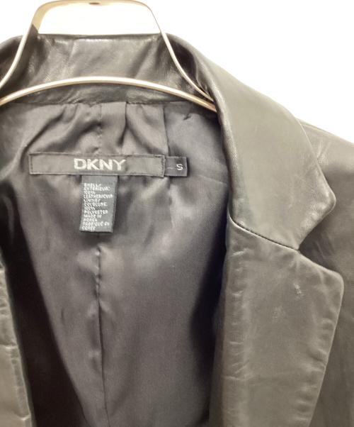 DKNY（ダナキャランニューヨーク）DKNY (ダナキャランニューヨーク) レザー3Bジャケット ブラック サイズ:Sの古着・服飾アイテム