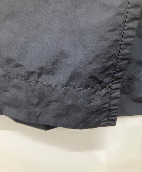 ISSEY MIYAKE MEN（イッセイミヤケメン）ISSEY MIYAKE MEN (イッセイミヤケメン) ナイロン サイドステッチデザインコート ネイビー サイズ:2の古着・服飾アイテム