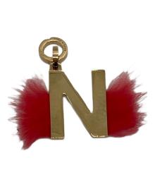 FENDI（フェンディ）の古着「チャーム」｜ゴールド×レッド