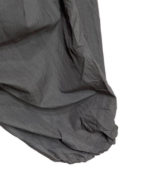 UNITED TOKYO（ユナイテッドトーキョー）UNITED TOKYO (ユナイテッドトーキョー) アーバンダイナイロン パラシュートパンツ ブラック サイズ:2の古着・服飾アイテム