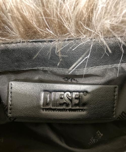 DIESEL（ディーゼル）DIESEL (ディーゼル) play crossbodyファーバッグ ブラウンの古着・服飾アイテム
