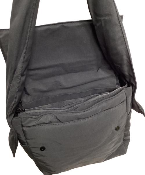 olend（オレンド）olend (オレンド) ソフトワンショルダーバッグ ブラックの古着・服飾アイテム