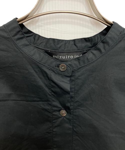 mizuiro-ind（ミズイロインド）mizuiro-ind (ミズイロインド) バンドカラーコクーンシャツ ブラック サイズ:不明の古着・服飾アイテム