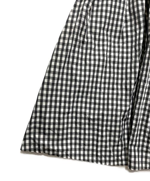 BEARDSLEY（ビアズリー）BEARDSLEY (ビアズリー) タフタギャザースカート ブラック×ホワイト サイズ:FREEの古着・服飾アイテム