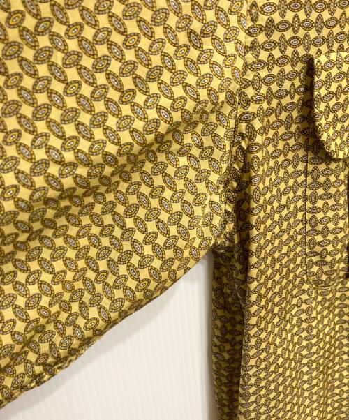 BEAMS PLUS（ビームスプラス）BEAMS PLUS (ビームスプラス) ジオメトリック柄 ジップ ブルゾン イエロー サイズ:Mの古着・服飾アイテム