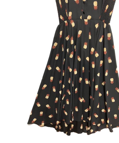 Kate Spade（ケイトスペード）Kate Spade (ケイトスペード) パイナップルプリントノースリーブワンピース ブラック サイズ:2の古着・服飾アイテム