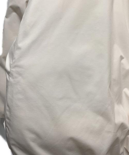 MARMOT（マーモット）MARMOT (マーモット) RAY BEAMS (レイ ビームス) 別注ダウンジャケット ベージュ サイズ:FREEの古着・服飾アイテム