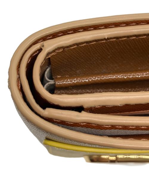 MARC JACOBS（マークジェイコブズ）MARC JACOBS (マークジェイコブズ) ザ ユーティリティ スナップショット コンパクト ウォレット ミニ イエローの古着・服飾アイテム