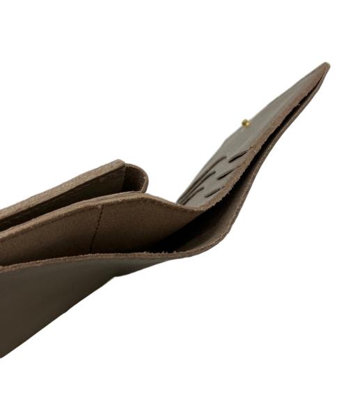 IL BISONTE（イル ビゾンテ）IL BISONTE (イル ビゾンテ) 2つ折り財布 グレーの古着・服飾アイテム