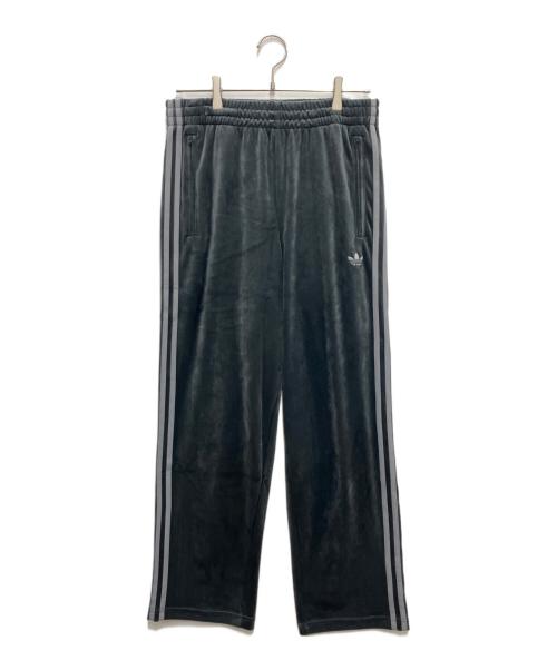 adidas Originals（アディダスオリジナル）adidas Originals (アディダスオリジナル) ファイヤーバード トラックパンツ ベロア グレー サイズ:Lの古着・服飾アイテム