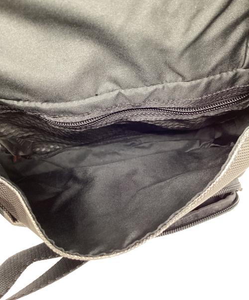 TUMI（トゥミ）TUMI (トゥミ) バーストー ショルダーバッグ オリーブの古着・服飾アイテム