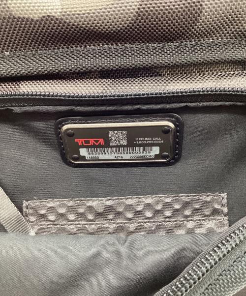 TUMI（トゥミ）TUMI (トゥミ) バーストー ショルダーバッグ オリーブの古着・服飾アイテム