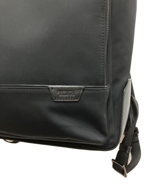 TUMI（トゥミ）TUMI (トゥミ) ハリソン オズボーン ロール・トップ・バックパック ブラックの古着・服飾アイテム