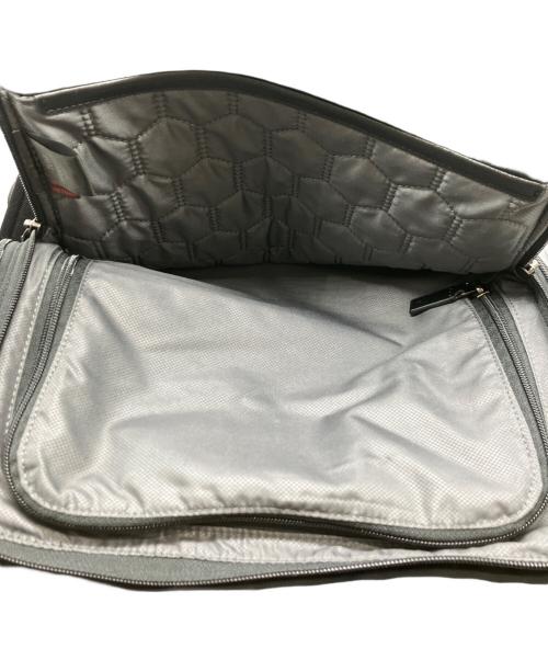 TUMI（トゥミ）TUMI (トゥミ) ハリソン オズボーン ロール・トップ・バックパック ブラックの古着・服飾アイテム