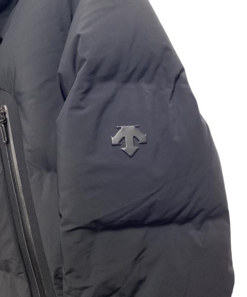 DESCENTE ALLTERRAIN（デザイント オルテライン）DESCENTE ALLTERRAIN (デザイント オルテライン) MOUNTAINEER-HCダウンハーフコート ネイビー サイズ:Lの古着・服飾アイテム