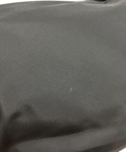 MARC JACOBS（マークジェイコブス）MARC JACOBS (マークジェイコブス) ナイロンショルダーバッグ ブラックの古着・服飾アイテム