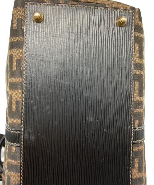 FENDI（フェンディ）FENDI (フェンディ) ズッカ柄2WAYショルダーバッグ+ショルダーストラップセット ブラウンの古着・服飾アイテム