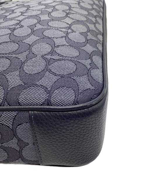 COACH（コーチ）COACH (コーチ) トンプソンクロスボディバッグ ネイビーの古着・服飾アイテム