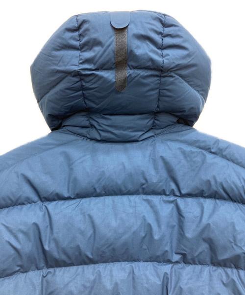 mont-bell（モンベル）mont-bell (モンベル) パーマフロストライトダウンパーカ ブルー サイズ:Mの古着・服飾アイテム